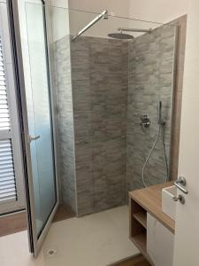 Serenity House Latina