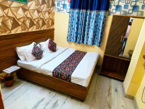 Hotel Amisha - Near Jaipur Railway Station