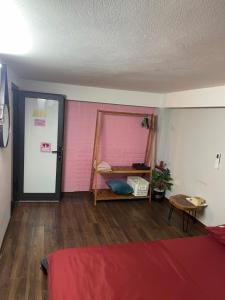 Centre Alley House & Travel