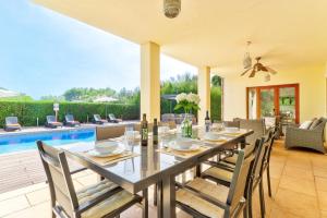Villa Casa de Pedra by Villa Plus