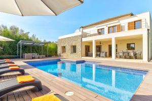 Villa Casa de Pedra by Villa Plus