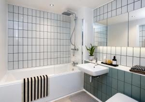 Spacious 1BR Next to Manchester Piccadilly Station