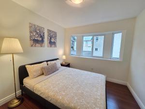 Sunshine Suite in Riley Park
