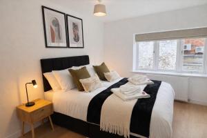 The Roost - 2-Bedroom Apartment - Sleeps 5