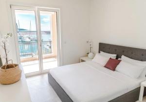 First Line One Bedroom Apartment - Lustica Bay