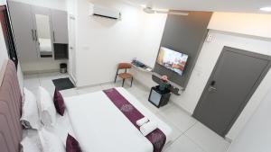 Hotel Flamount Hitech City