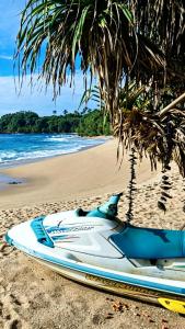 Happybeach Sea view Cabin restaurant & beach bar
