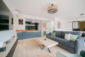 Loft cocooning avec Terrasse de 130m2 et Parking