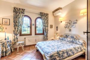 Fregene Villa Annamaria 400mt dal mare, relax e natura