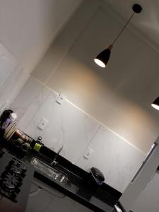 Fique no coração de Cascavel e viva a cidade a pé