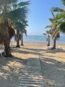 Xhekle Apartment Beachside