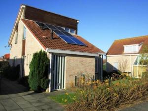 Bungalow in Breskens near Beach & Lighthouse