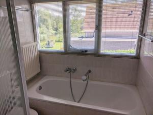 Bungalow in Breskens near Beach & Lighthouse