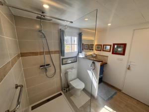 Coup de cœur ! Maisonnette neuve à 300 m du port et de la plage