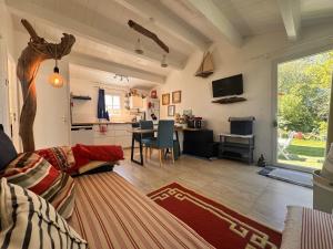 Coup de cœur ! Maisonnette neuve à 300 m du port et de la plage