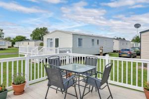 Stylish Caravan Haven Seton Sands only 25min to Edinburgh