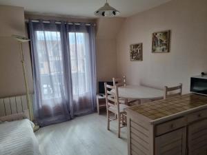 Charmant appartement , t2 , 50 m de la mer