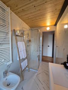 Casa Bianca Lake and Orrido Views BY ODO