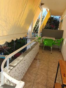 Sea Room B