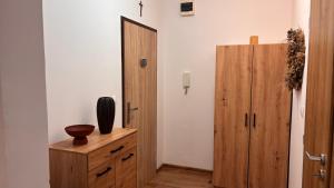 Elegant Escape apartment V - free parking, easy access to City Center