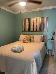 Ocean Views - Heated Pool - Hot Tub - Corner Unit - steps to beach - Shoreline Stays 9229