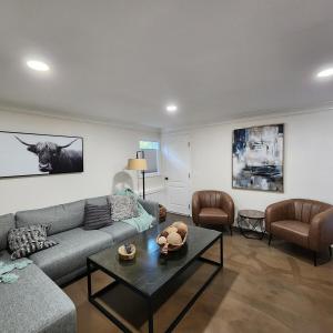 Crown Jewel of Napa, Stunning Villa by Downtown