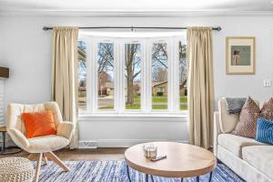 Golden Crest Getaway