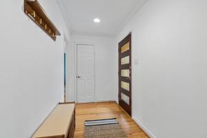 2min to NRG Med Cntr, Games Backyard | Sleeps 10