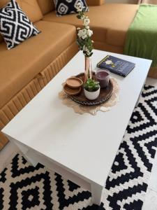 Powai, Aurora luxe,2BHK Balcony & Lake view