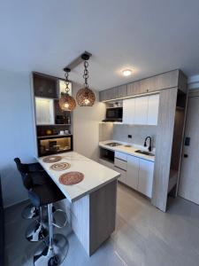 Loft Moderno con AC - Cooworking - Ubicación Top en Cali