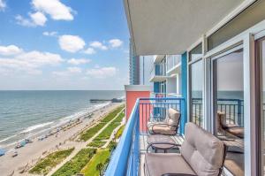 TOP FLOOR Oceanfront 2bd 1ba Atlantica Resort Free WiFi & Parking