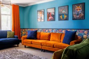 5 bed central home- beautiful mode… - 20602