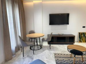 Élégant Studio Moderne à Val Fleuri