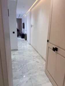 Élégant Studio Moderne à Val Fleuri