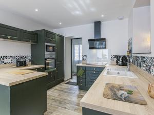 Charmant Gîte à Cheverny avec Jardin et Salon de Jardin - FR-1-491-391