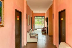 RedDoorz Casa Delray Syariah at Pantai Pelabuhan Ratu