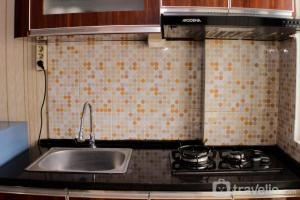 Cozy Studio at Lagoon Bekasi Town Square Apartment By Travelio