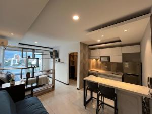 Monoambiente cómodo en Equipetrol