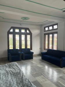 Aura house