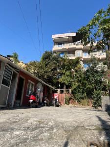 Hotel Pokhara Base Camp