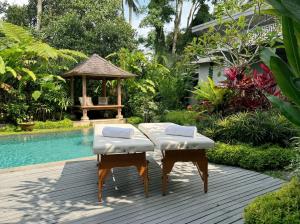 Chakola - Garden View Villa with Huge Pool