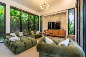 Chakola - Garden View Villa with Huge Pool