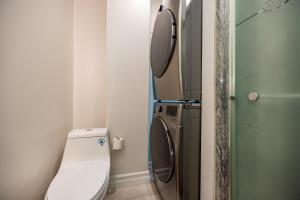 Cozy 2BR Apartment Free Parking Fall River