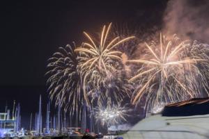 T2 150m from the beach