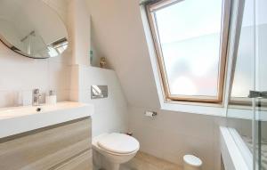 Gorgeous Home In Noordwijk With Wifi