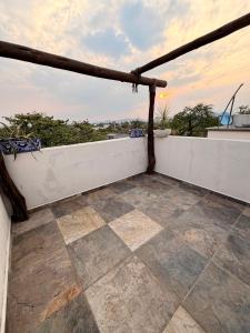 Casa con terraza frente alberca