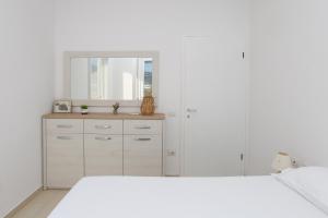 Richard Sea View Apartment - Happy Rentals