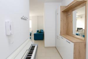 Richard Sea View Apartment - Happy Rentals