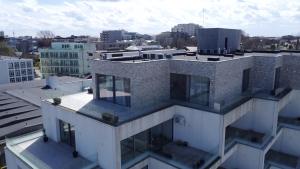 Penthouse Deosebit Frontal la Mare, pe Faleza din Eforie Nord - Situat la etajul 4 în locația Amaris Aparthotel