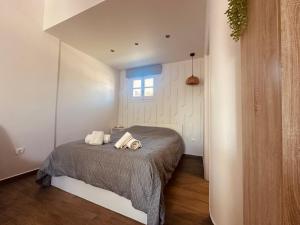 Louvros Luxury Suites